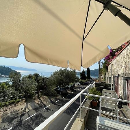 Monolocale Baia Dei Delfini Apartment Porto Venere Luaran gambar