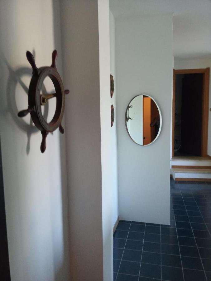 Monolocale Baia Dei Delfini Apartment Porto Venere Luaran gambar