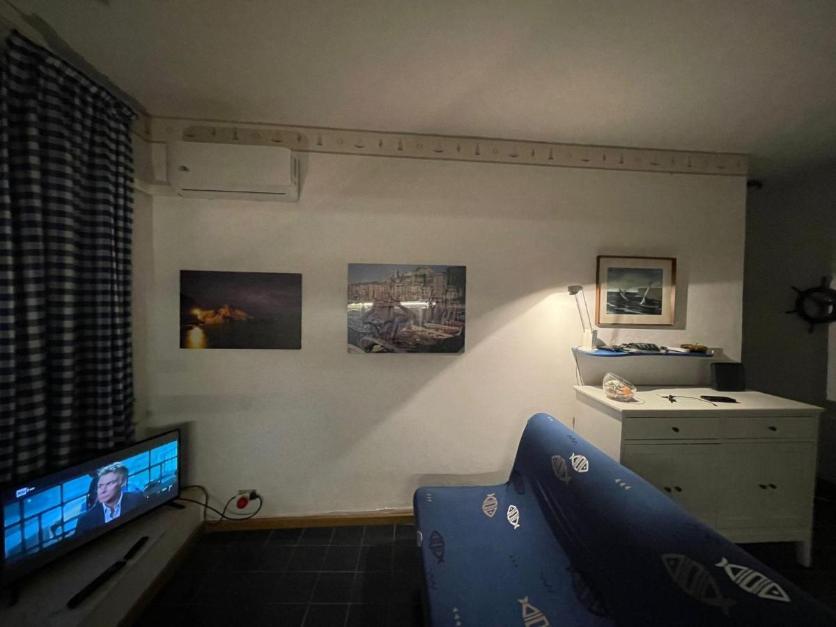 Monolocale Baia Dei Delfini Apartment Porto Venere Luaran gambar